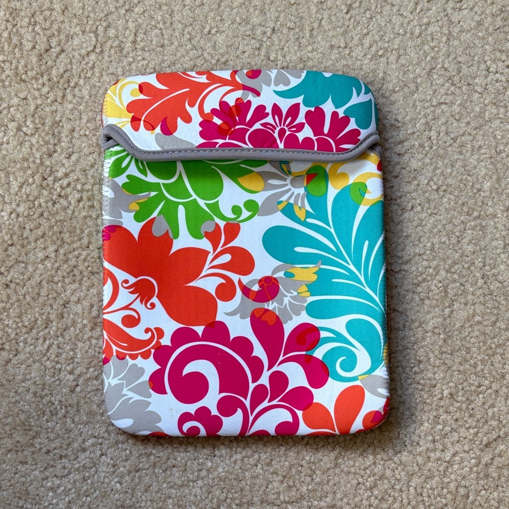 Thirty-one Colorful Floral Tablet Sleeve